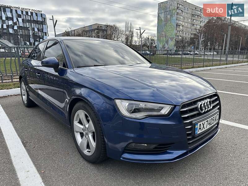 Седан Audi A3 2014 в Харкові