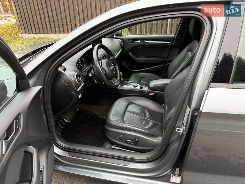 Седан Audi A3 2015 в Киеве