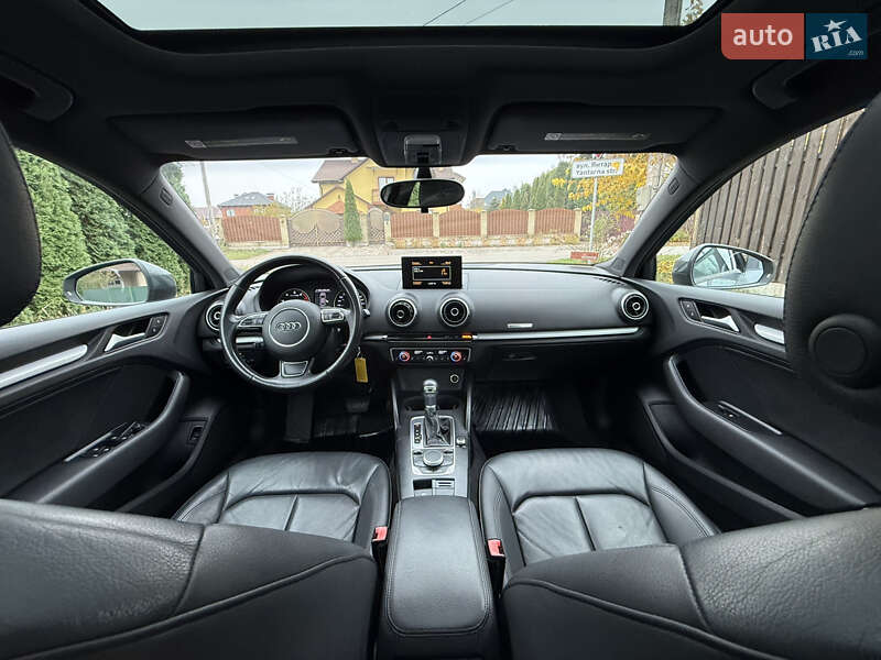 Седан Audi A3 2015 в Киеве