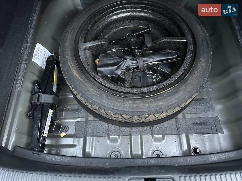 Седан Audi A3 2016 в Киеве