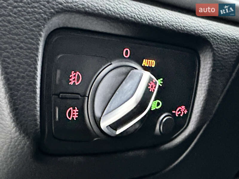 Седан Audi A3 2016 в Киеве