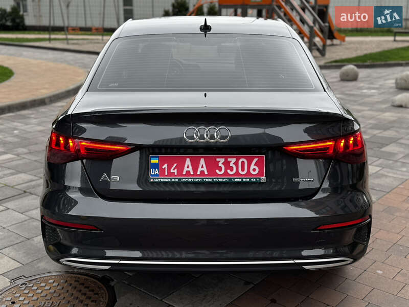 Седан Audi A3 2023 в Киеве
