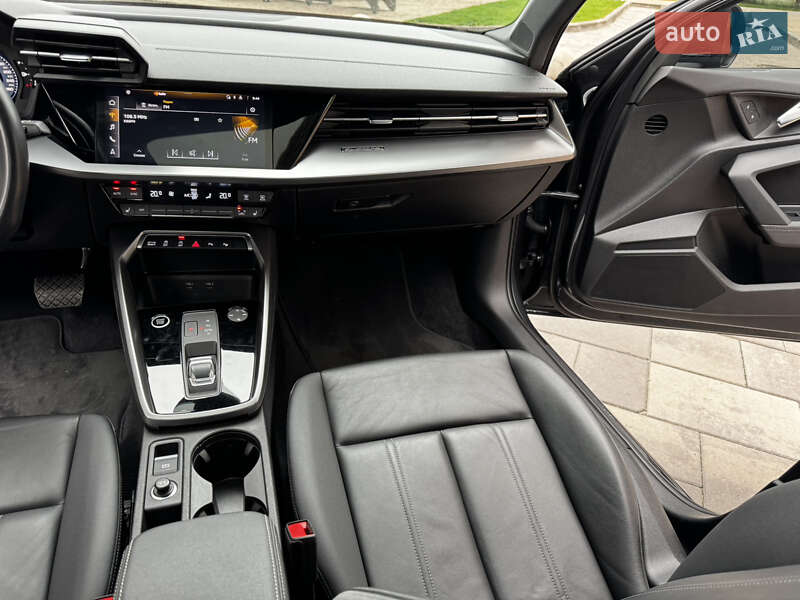 Седан Audi A3 2023 в Киеве