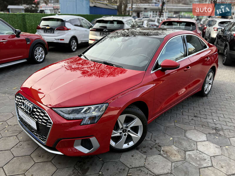 Седан Audi A3 2022 в Одессе