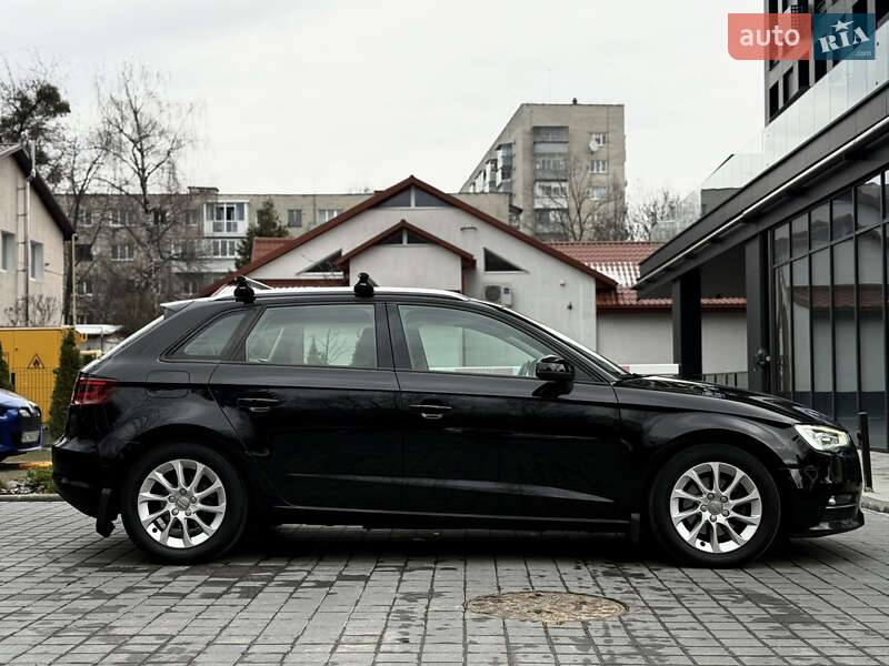 Хетчбек Audi A3 2016 в Львові