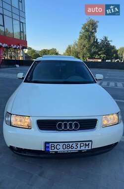 Хетчбек Audi A3 2000 в Дрогобичі