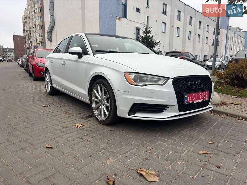 Седан Audi A3 2014 в Львові