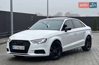 Седан Audi A3 2015 в Дніпрі