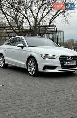 Седан Audi A3 2014 в Києві