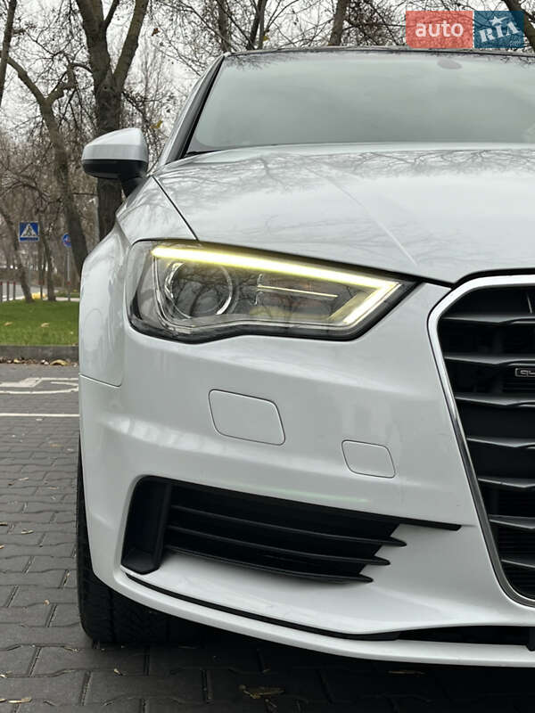 Седан Audi A3 2014 в Києві фото 11 Седан Audi A3 2014 в Києві