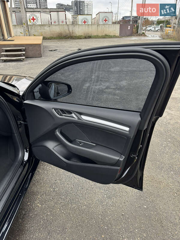 Седан Audi A3 2015 в Києві