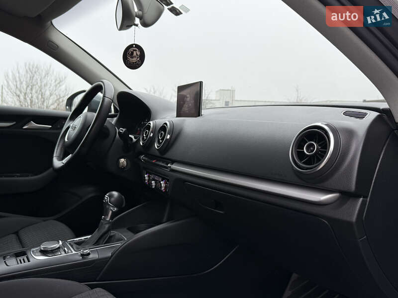 Хетчбек Audi A3 2013 в Стрию