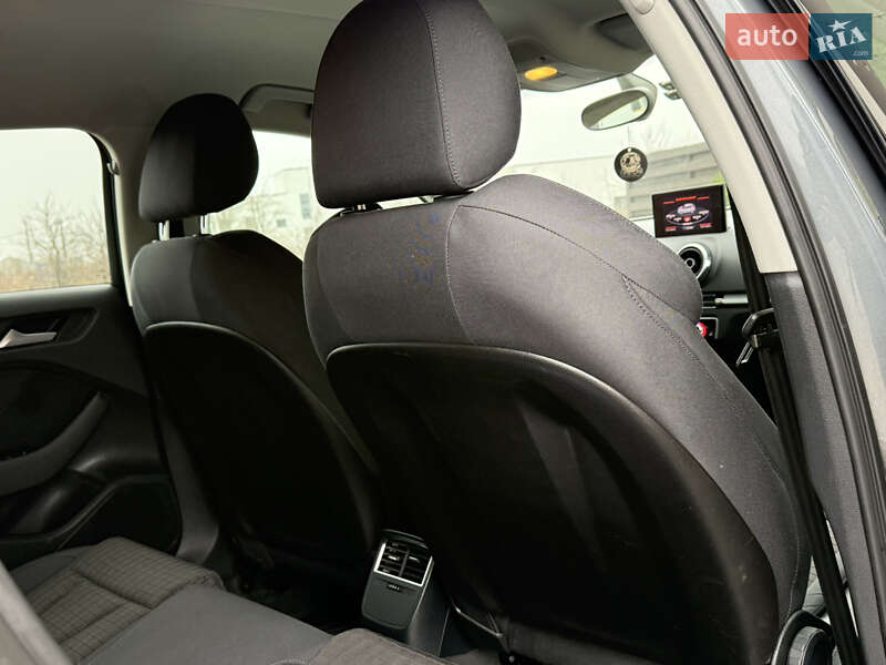 Хетчбек Audi A3 2013 в Стрию