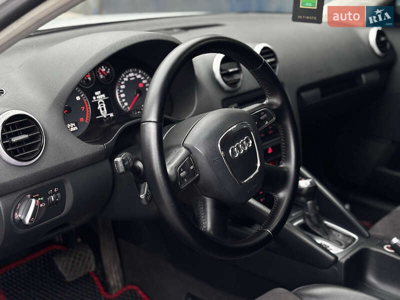 Хэтчбек Audi A3 2012 в Львове
