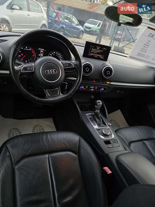 Седан Audi A3 2015 в Запоріжжі