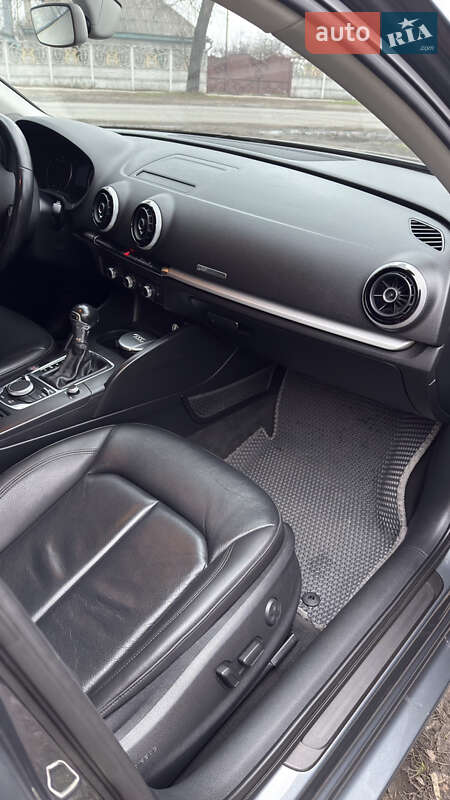 Седан Audi A3 2016 в Новомосковске