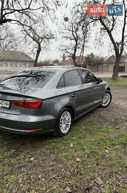 Седан Audi A3 2016 в Новомосковске
