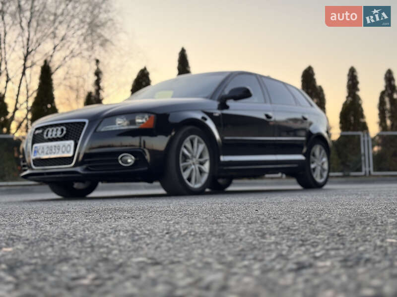 Хэтчбек Audi A3 2011 в Смеле