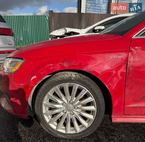 Хэтчбек Audi A3 2018 в Киеве