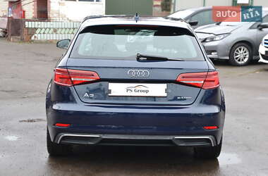 Хэтчбек Audi A3 2017 в Луцке