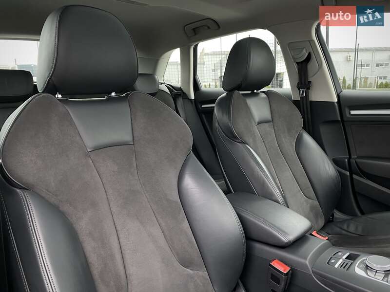 Хэтчбек Audi A3 2016 в Мукачево