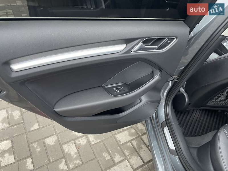 Седан Audi A3 2014 в Умани