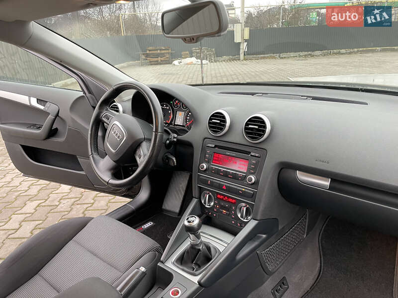 Хэтчбек Audi A3 2011 в Львове фото 36 Хэтчбек Audi A3 2011 в Львове