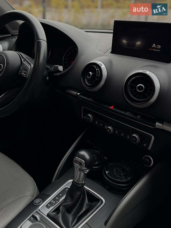 Седан Audi A3 2017 в Киеве фото 23 Седан Audi A3 2017 в Киеве