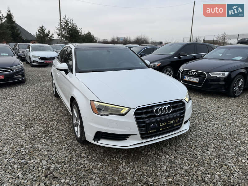 Седан Audi A3 2015 в Ивано-Франковске