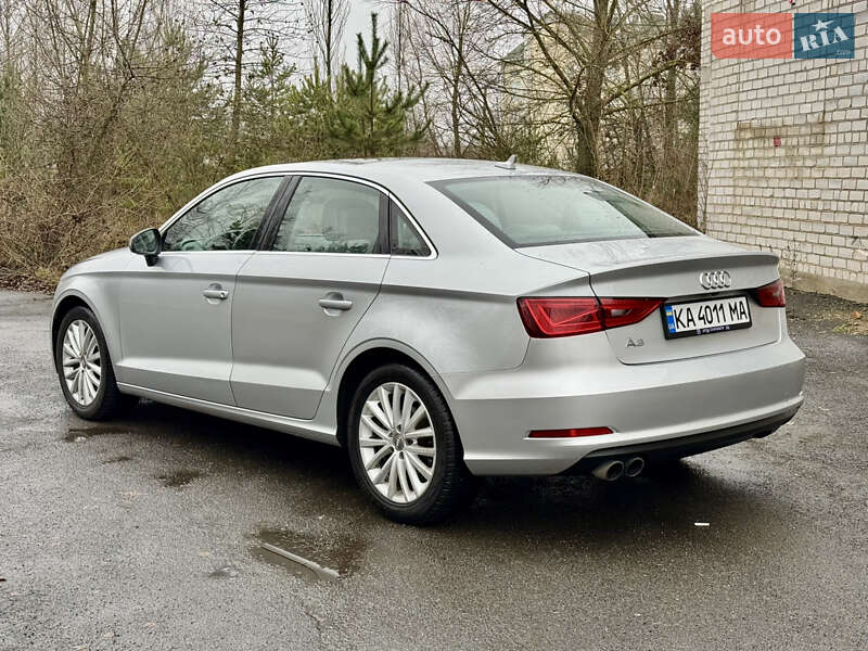 Седан Audi A3 2014 в Києві