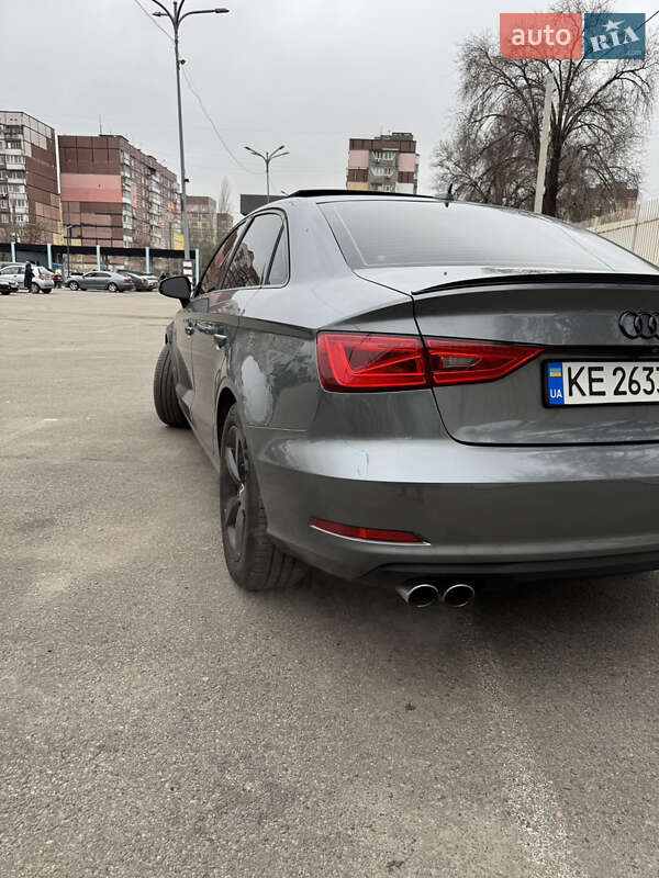 Седан Audi A3 2014 в Днепре