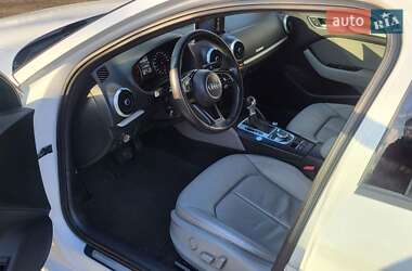 Седан Audi A3 2017 в Березане