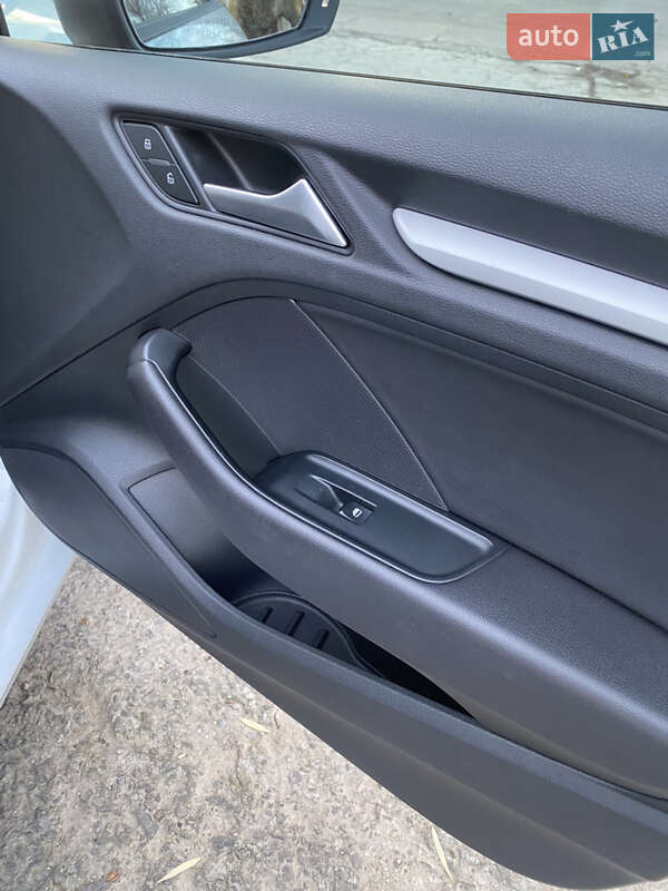 Седан Audi A3 2014 в Києві фото 19 Седан Audi A3 2014 в Києві