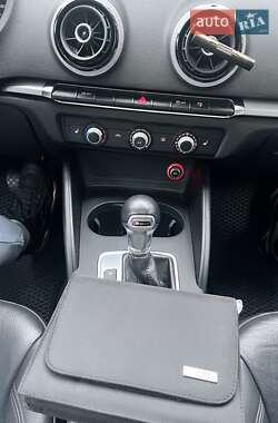 Седан Audi A3 2016 в Днепре