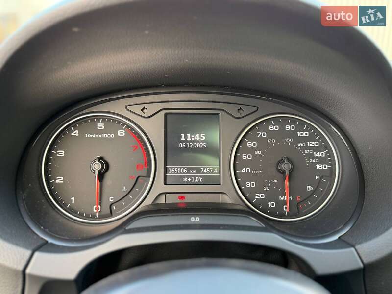 Седан Audi A3 2015 в Киеве фото 16 Седан Audi A3 2015 в Киеве