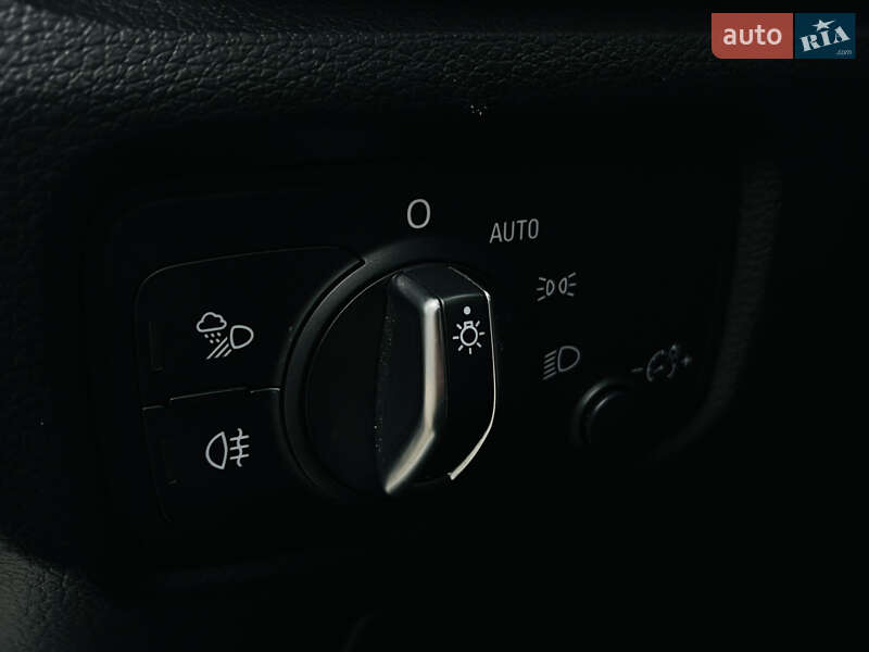 Седан Audi A3 2017 в Харькове фото 22 Седан Audi A3 2017 в Харькове