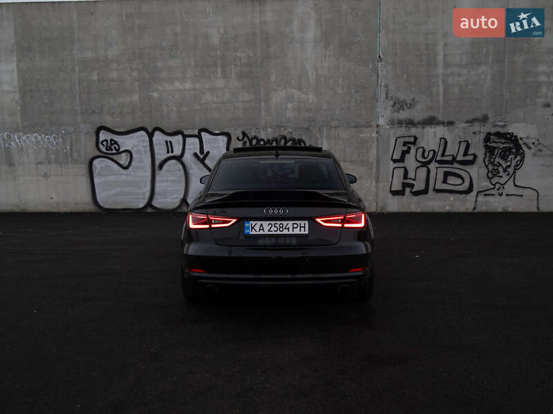 Седан Audi A3 2016 в Львове