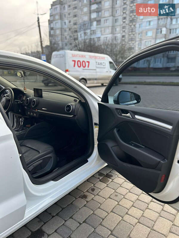 Седан Audi A3 2014 в Хмельницком