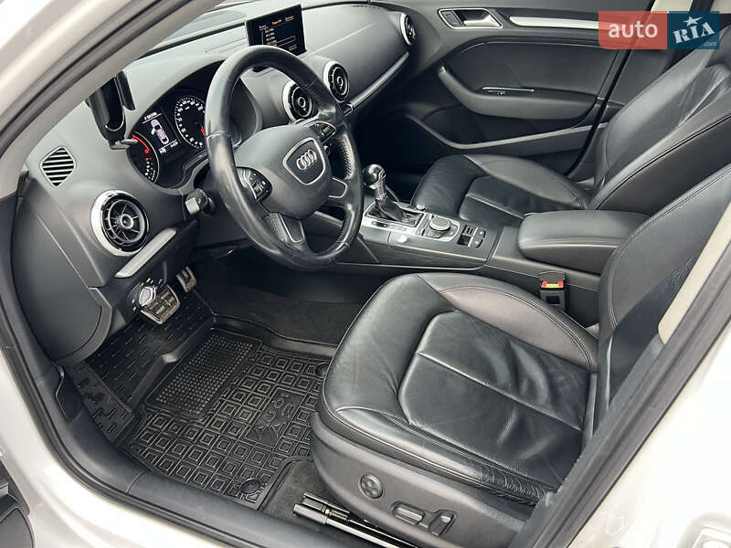 Седан Audi A3 2015 в Балаклее