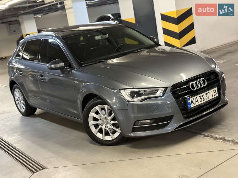 Хэтчбек Audi A3 2016 в Киеве