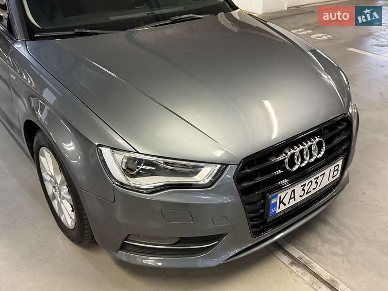 Хэтчбек Audi A3 2016 в Киеве