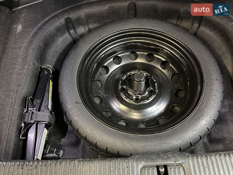 Хэтчбек Audi A3 2016 в Киеве