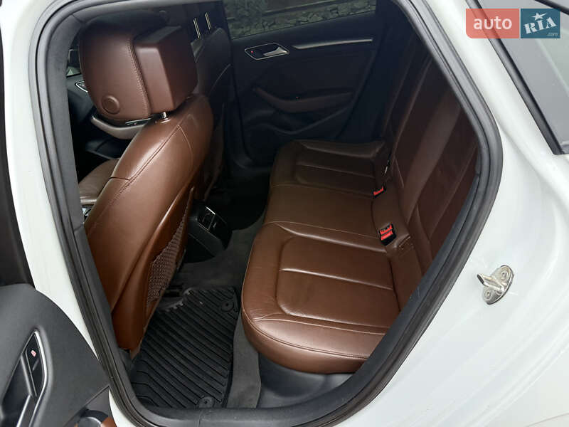 Седан Audi A3 2015 в Киеве