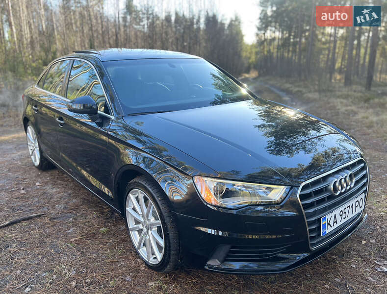 Седан Audi A3 2014 в Киеве