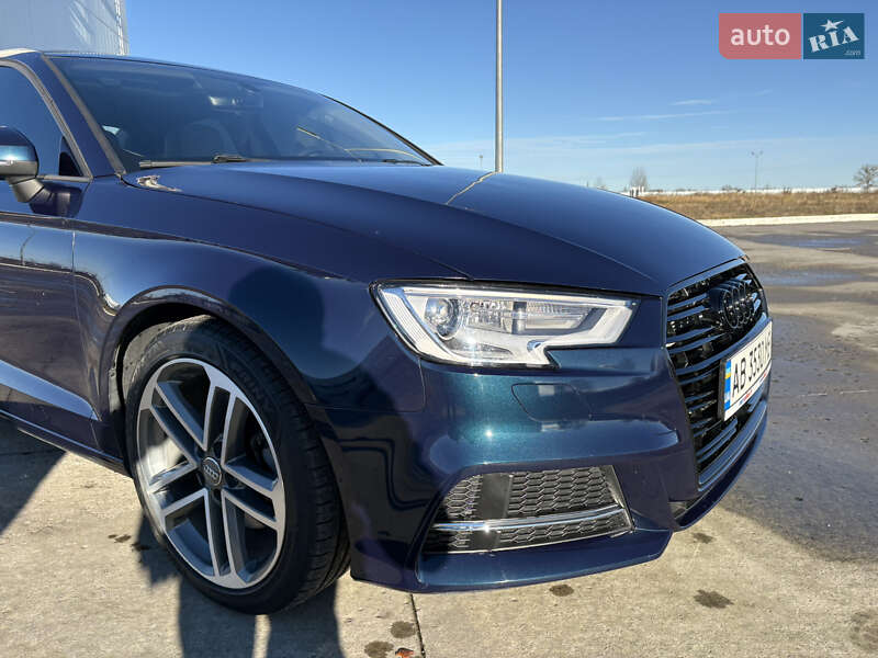 Седан Audi A3 2016 в Коростене