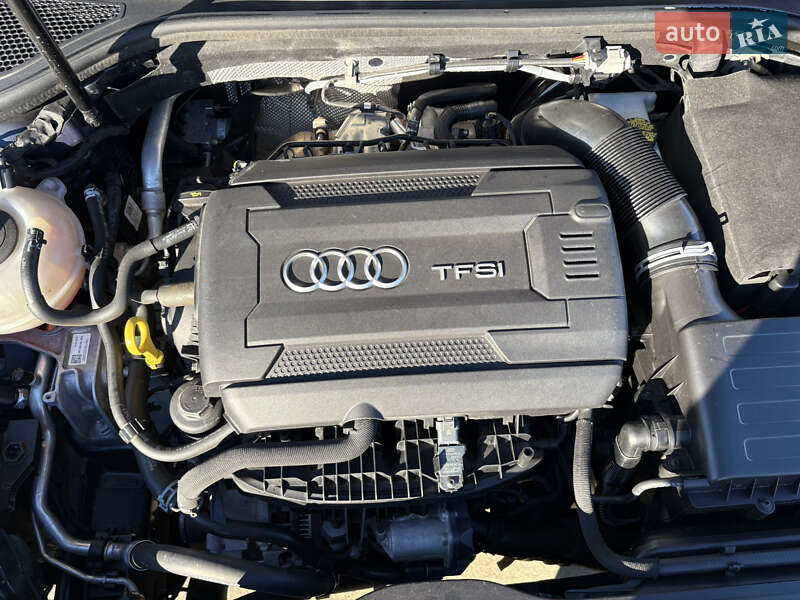 Седан Audi A3 2016 в Коростене