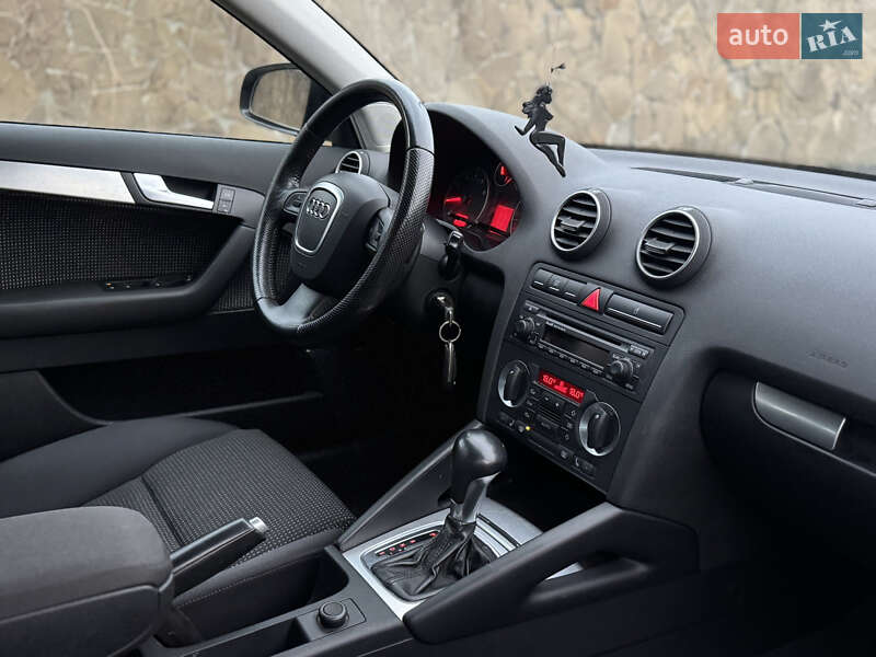 Хэтчбек Audi A3 2006 в Луцке фото 39 Хэтчбек Audi A3 2006 в Луцке