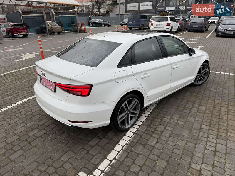 Седан Audi A3 2018 в Львове фото 5 Седан Audi A3 2018 в Львове