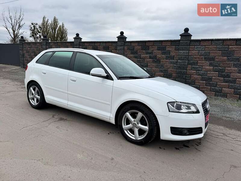Хэтчбек Audi A3 2008 в Ромнах фото 5 Хэтчбек Audi A3 2008 в Ромнах