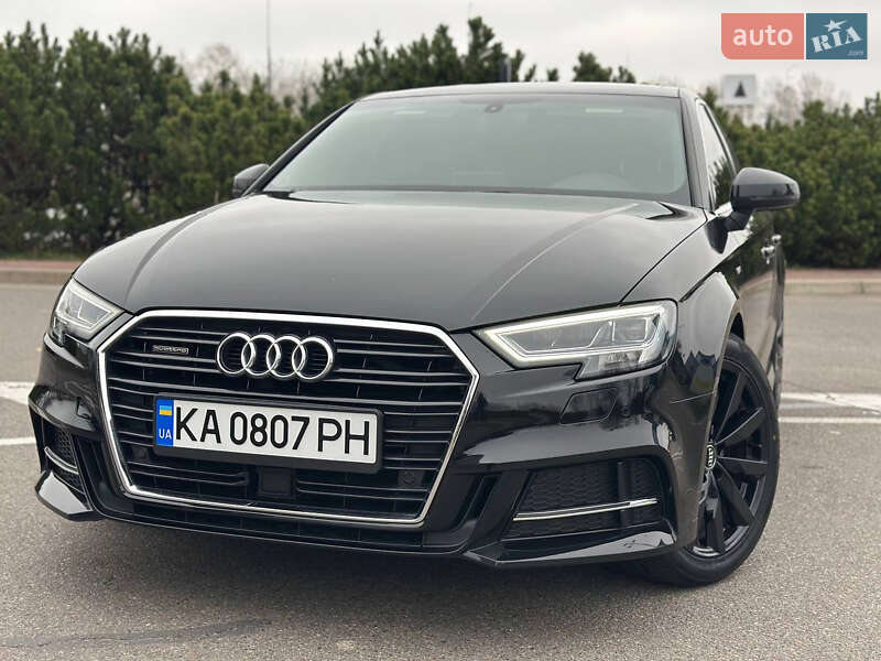 Седан Audi A3 2019 в Киеве